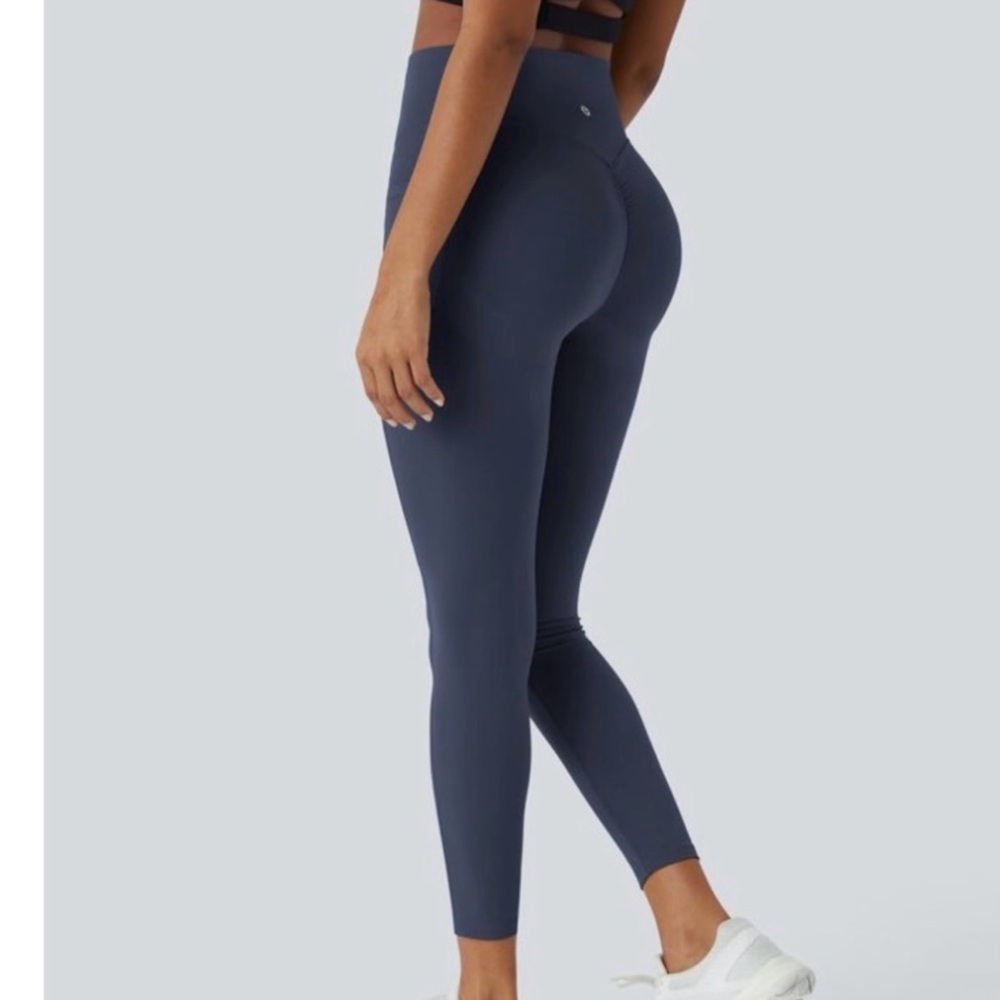HALARA Navy High-Waist Leggings